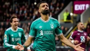 العرض السعودي يرفع قيمة عقد محمد صلاح إلى 150 مليون جنيه إسترليني سنويًا ويعيد تشكيل مستقبل اللاعب